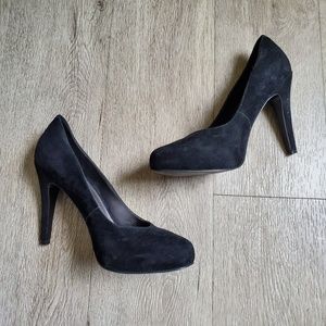 Jessica Simpson Black Heels